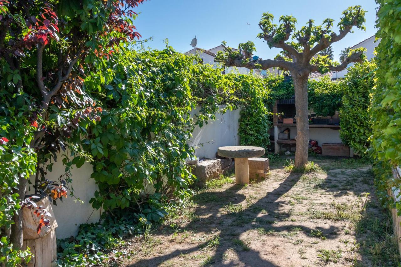 Villa Verde Piscina Pirvada Y Wifi L' Escala Exteriér fotografie
